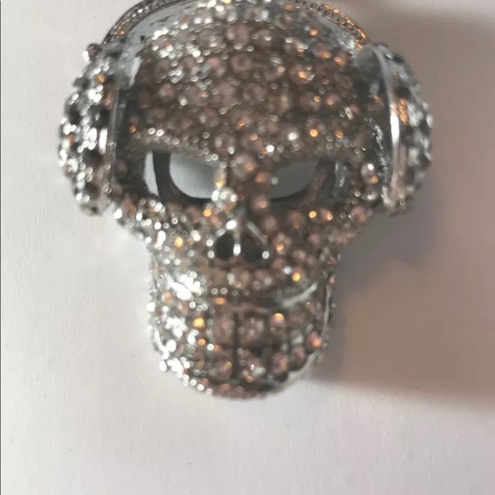 Betsey Johnson Silver Beats Skull Crystal Necklace - Picture 8 of 8